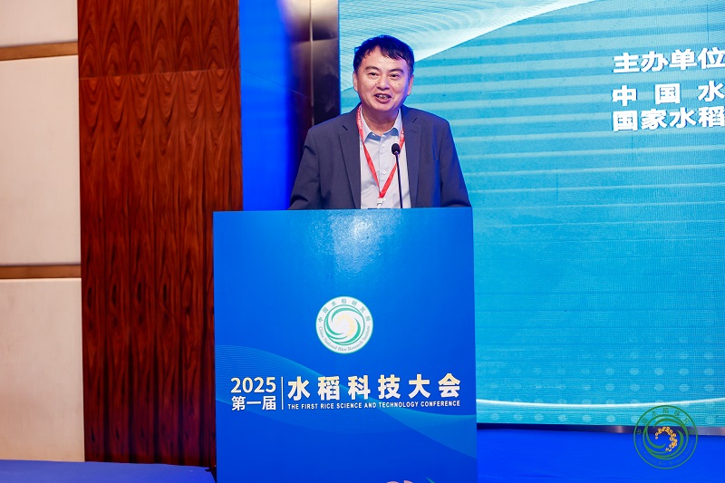 C2025102010.jpg